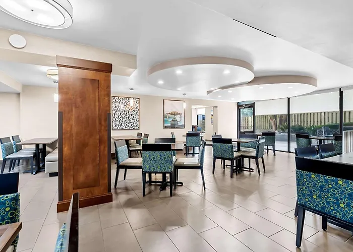 Comfort Inn University